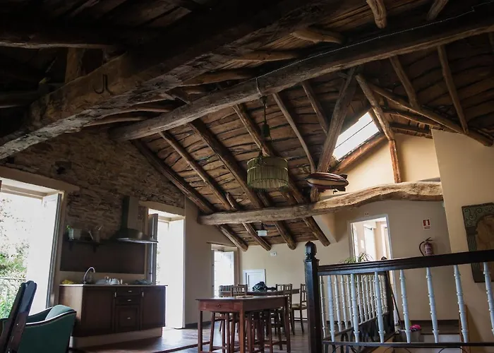 Casa Peltre * Sarria